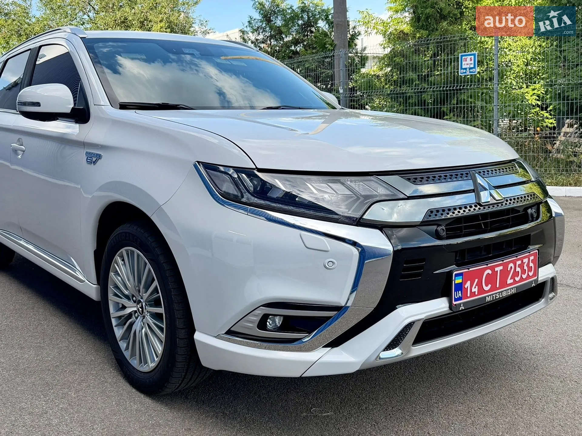 2019 Mitsubishi Outlander - мініатюра 32