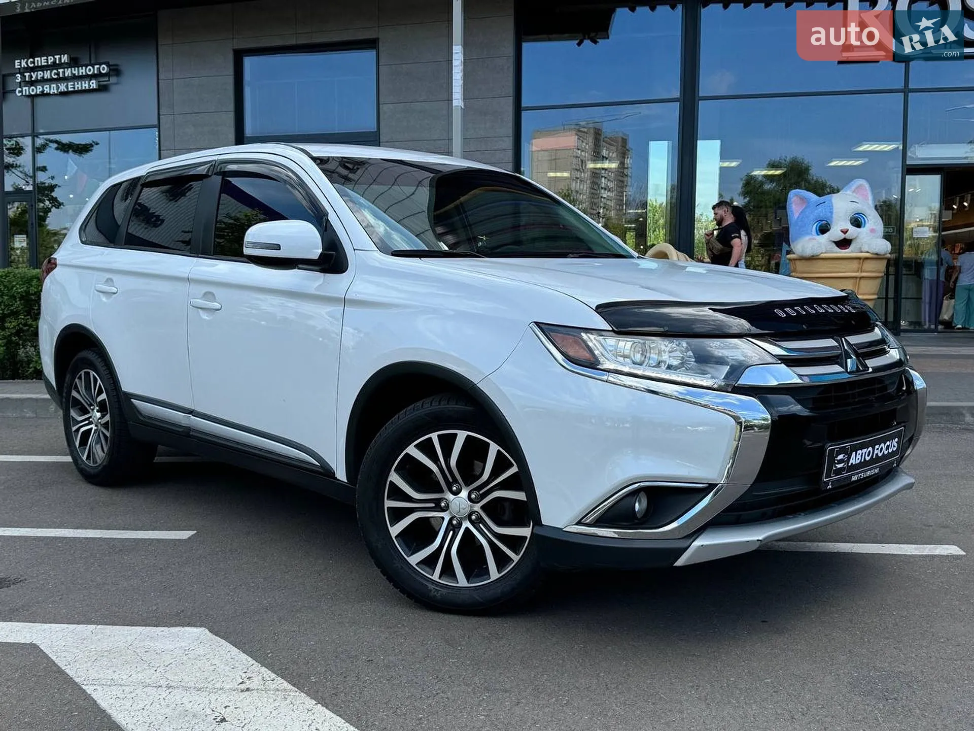 2018 Mitsubishi Outlander - фото 1