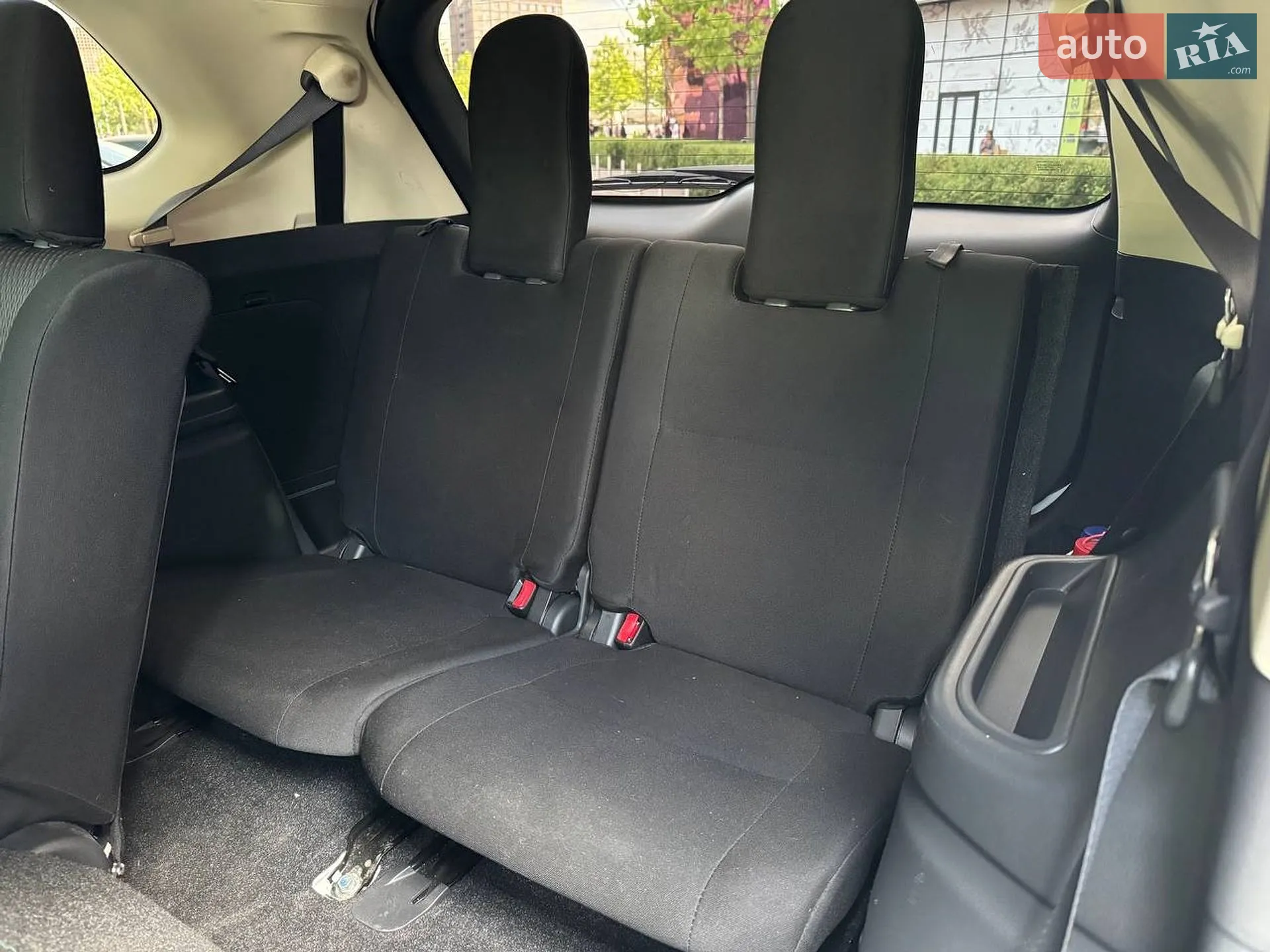 2018 Mitsubishi Outlander - мініатюра 10