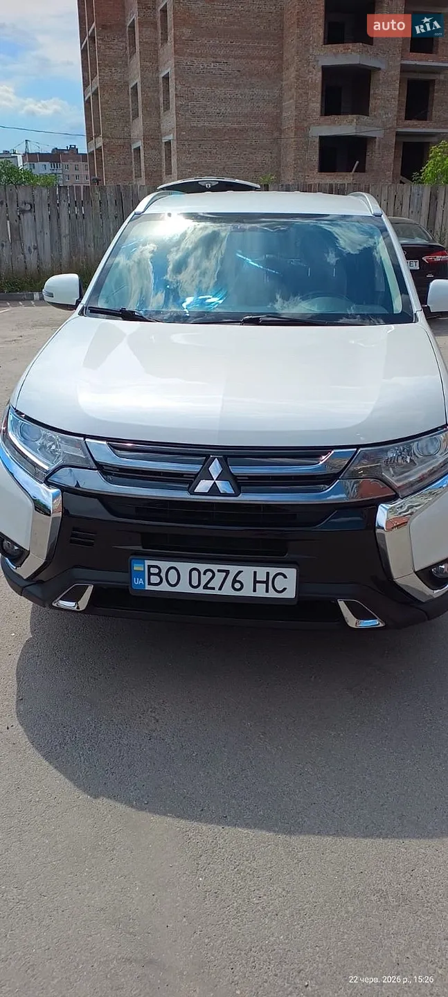 2018 Mitsubishi Outlander - мініатюра 3