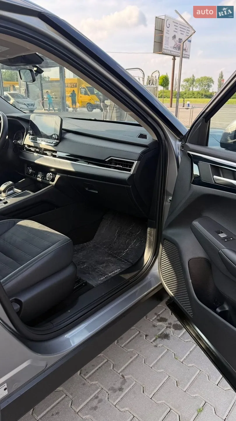 2021 Mitsubishi Outlander - мініатюра 30