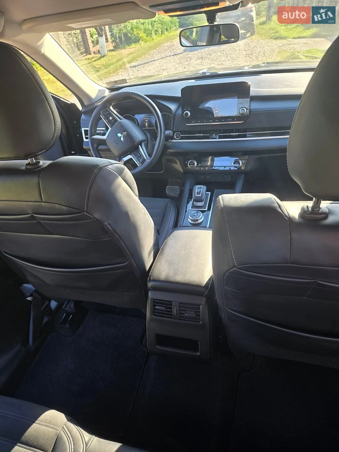 2021 Mitsubishi Outlander - мініатюра 13