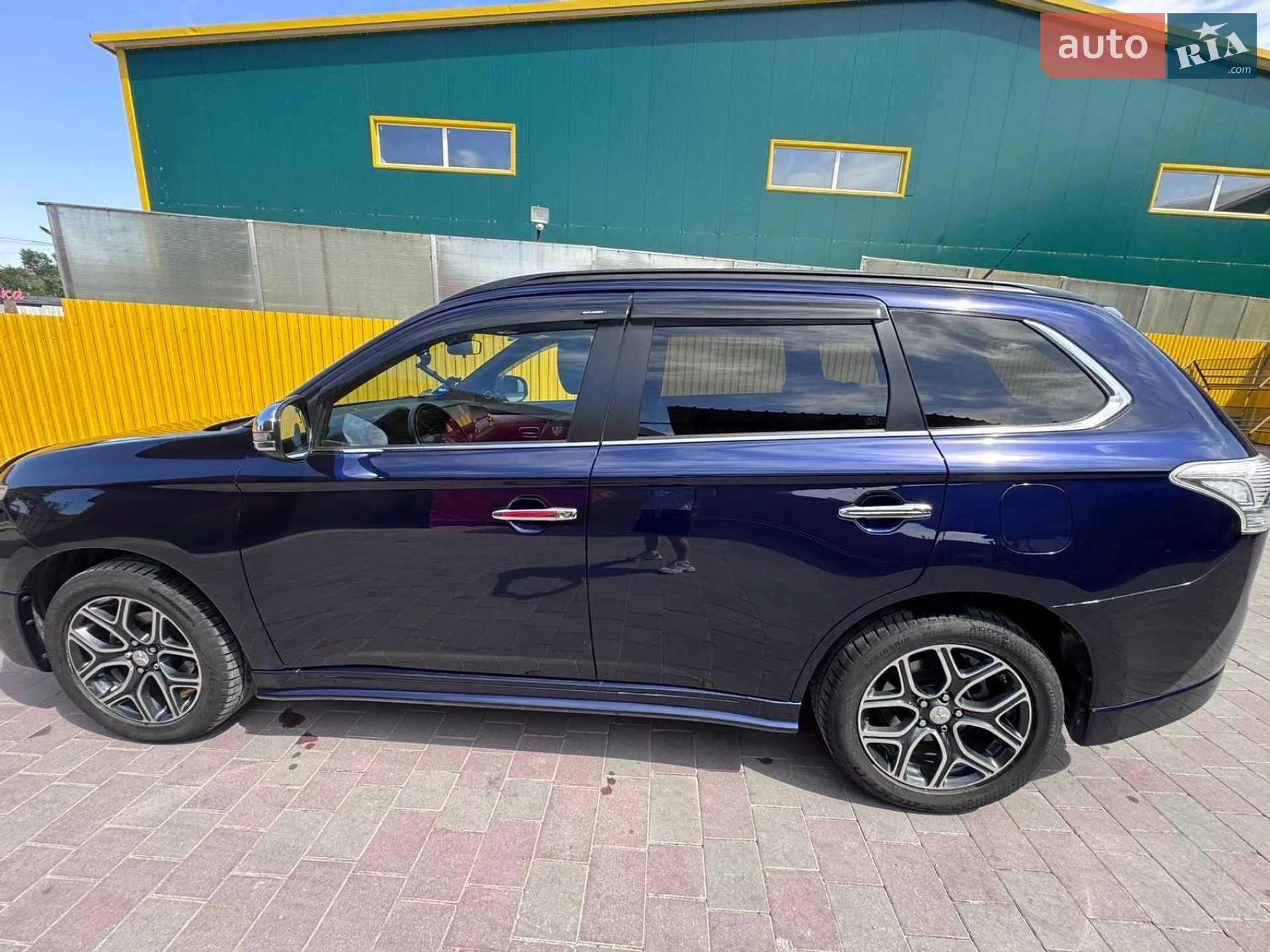 2013 Mitsubishi Outlander - мініатюра 9