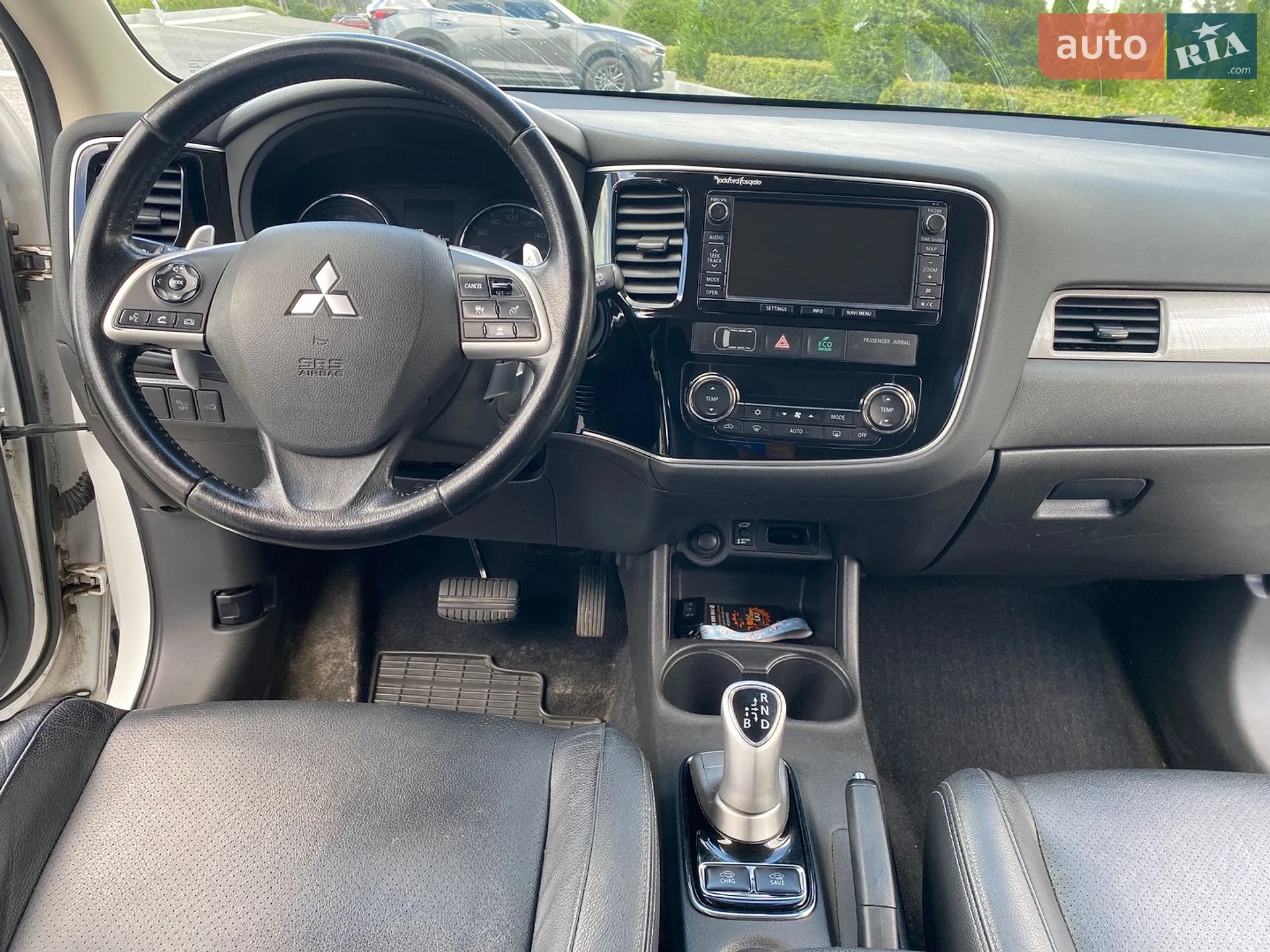 2014 Mitsubishi Outlander - мініатюра 15