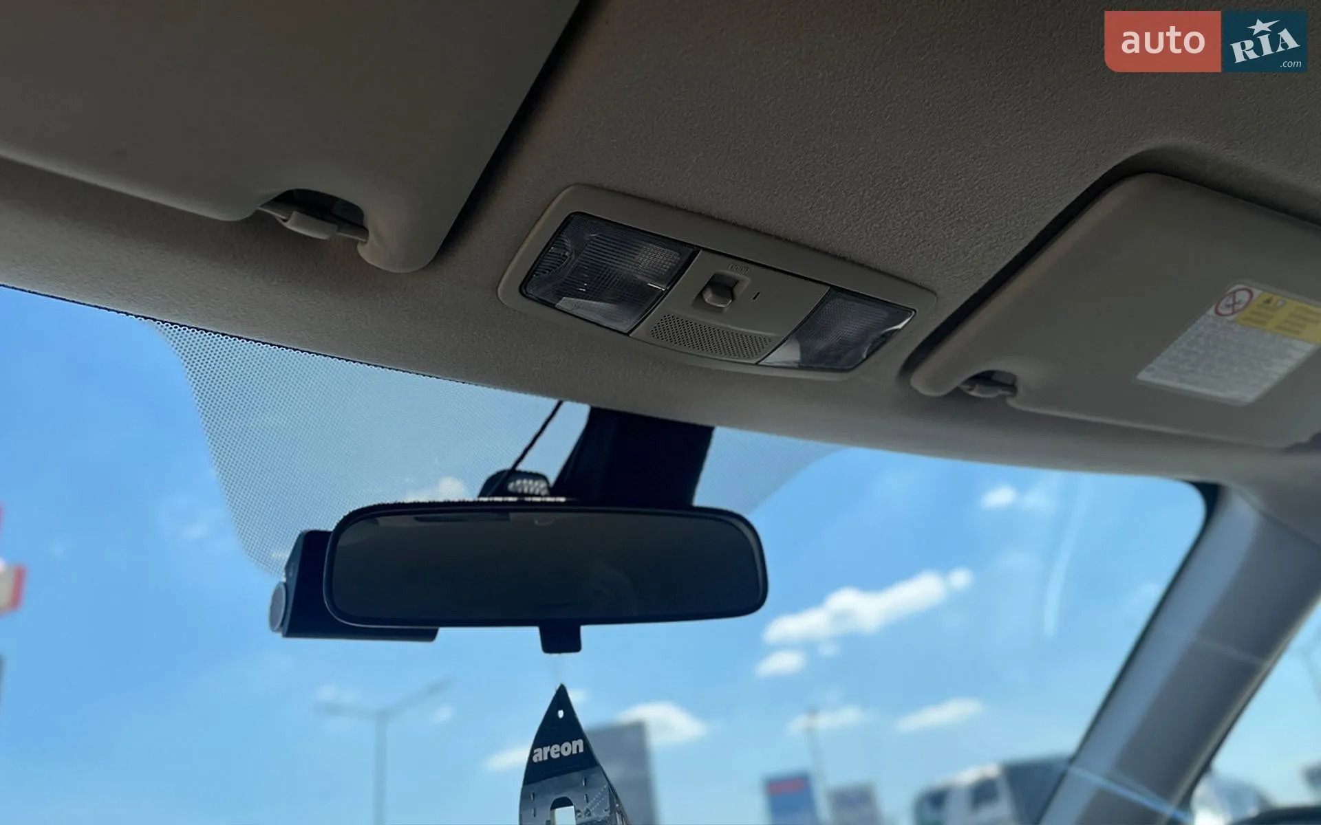 2012 Mitsubishi Outlander - мініатюра 18
