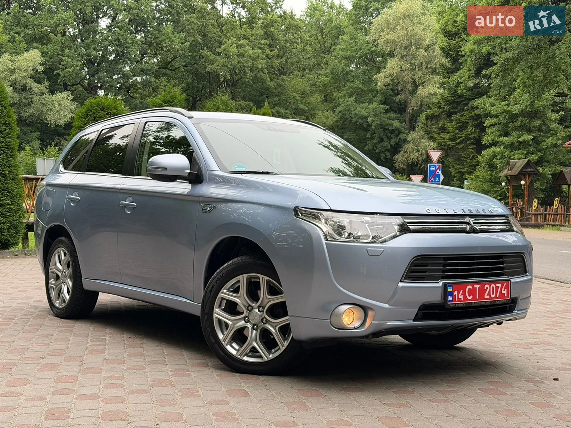 2014 Mitsubishi Outlander - мініатюра 4