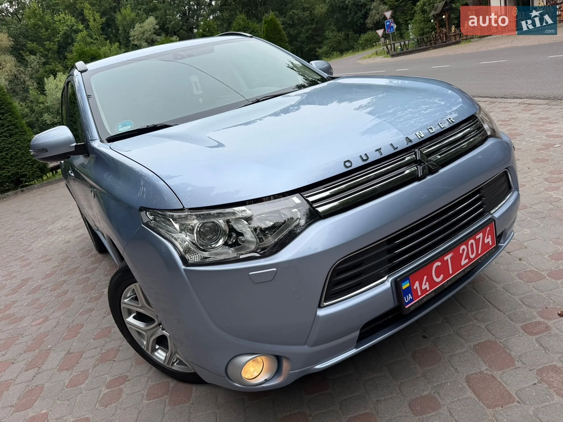 2014 Mitsubishi Outlander - мініатюра 11