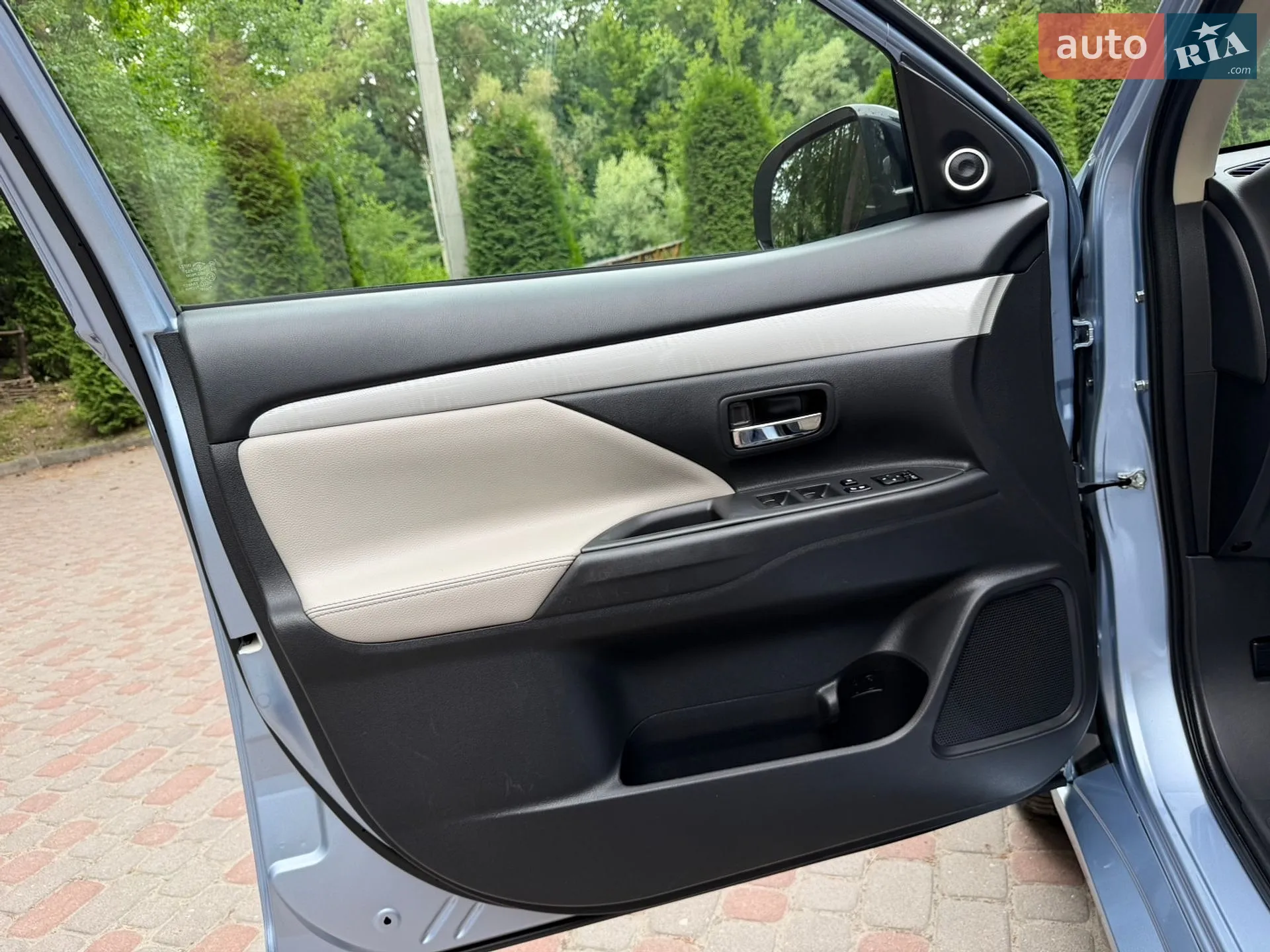 2014 Mitsubishi Outlander - мініатюра 79