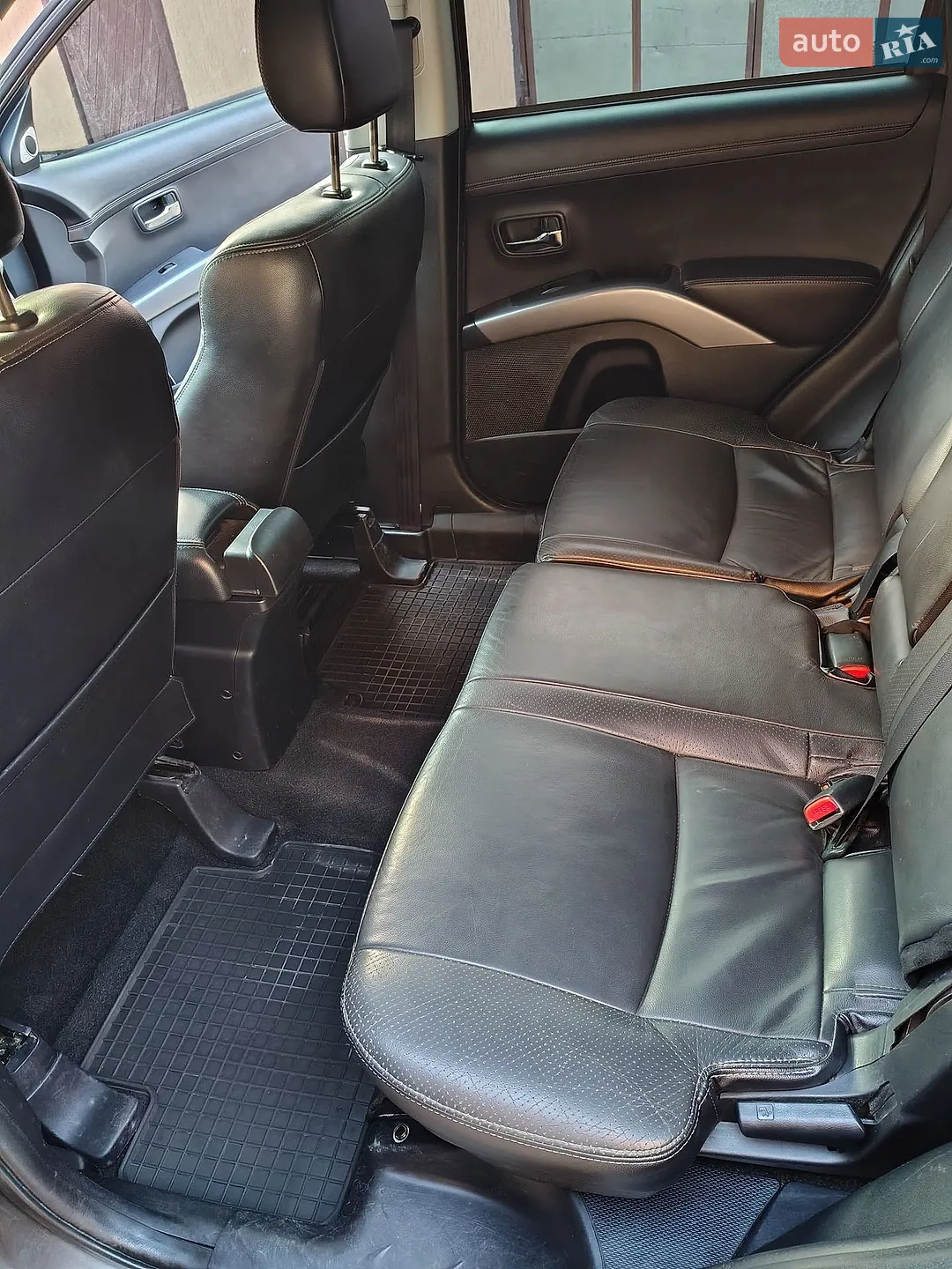 2011 Mitsubishi Outlander - мініатюра 6