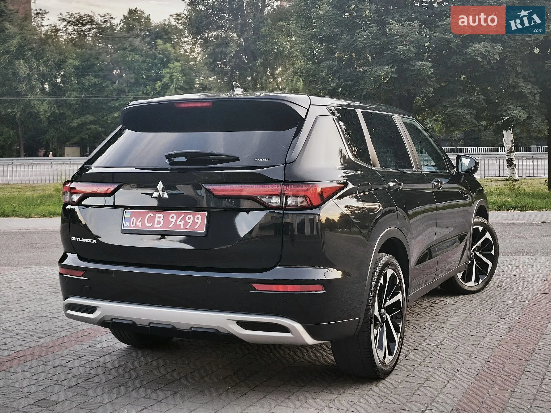 2022 Mitsubishi Outlander - мініатюра 6