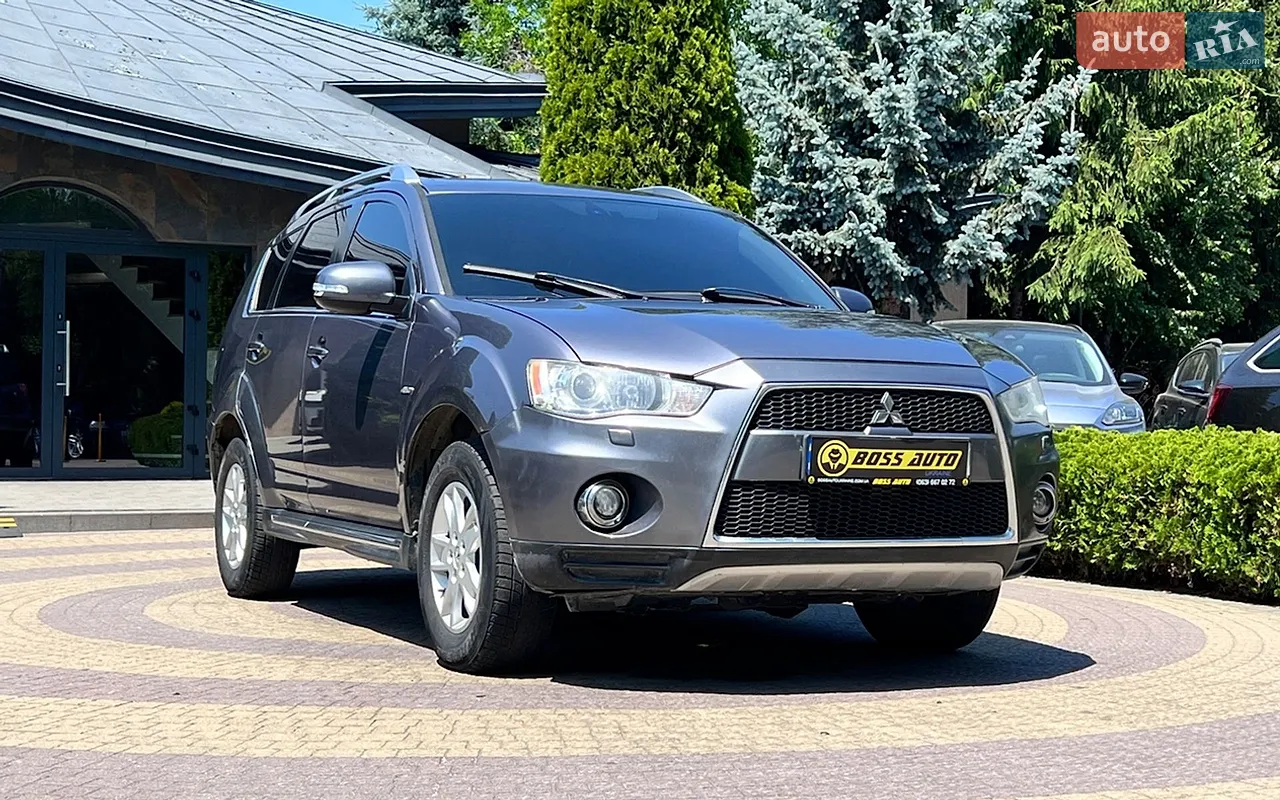 2010 Mitsubishi Outlander - мініатюра 18