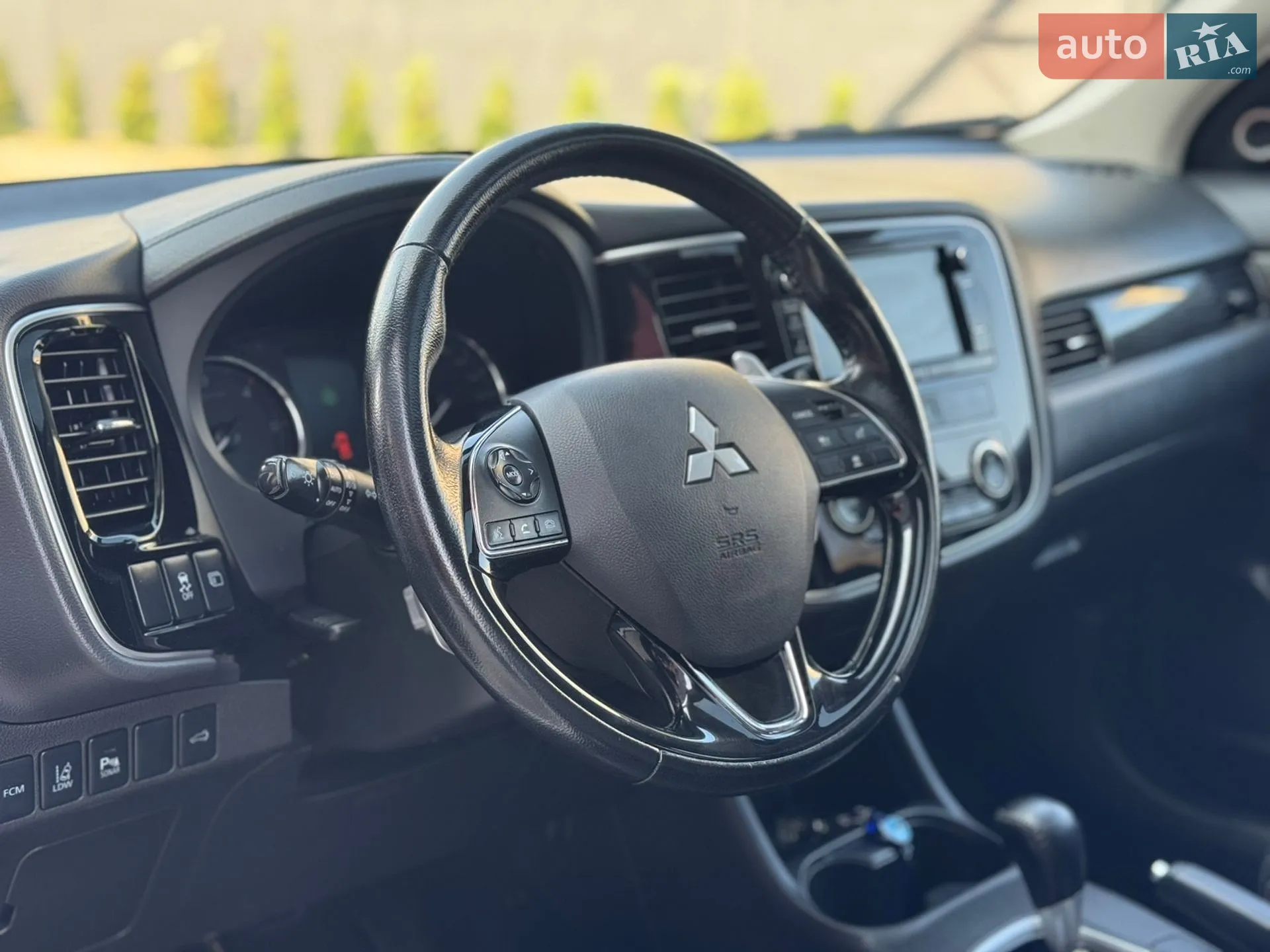 2016 Mitsubishi Outlander - мініатюра 14