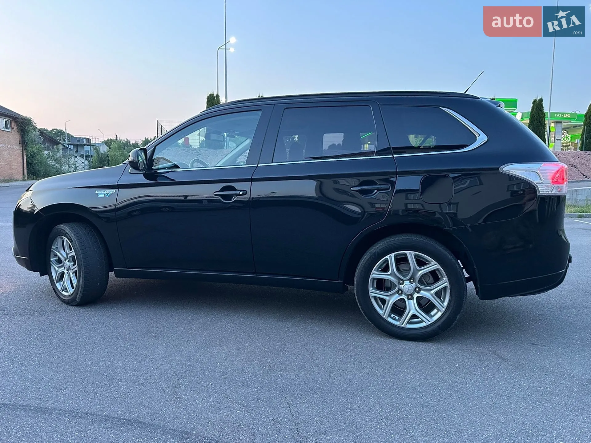 2013 Mitsubishi Outlander - мініатюра 10