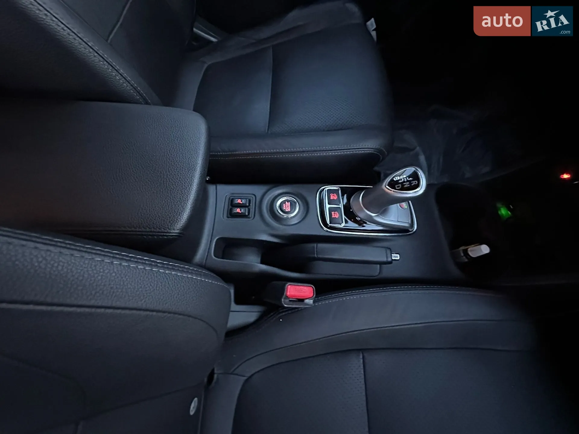 2013 Mitsubishi Outlander - мініатюра 30