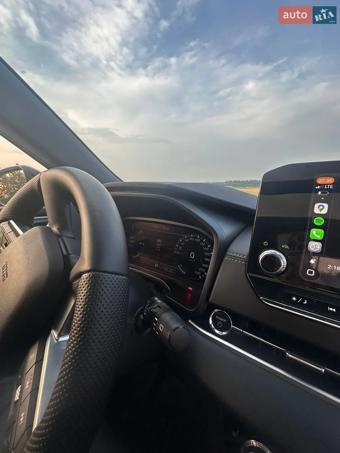 2025 Mitsubishi Outlander - мініатюра 41