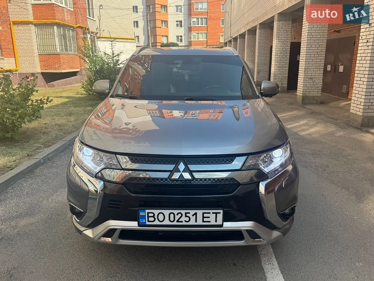 2020 Mitsubishi Outlander - мініатюра 39