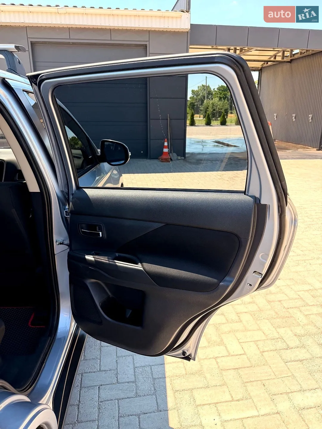 2013 Mitsubishi Outlander - мініатюра 32