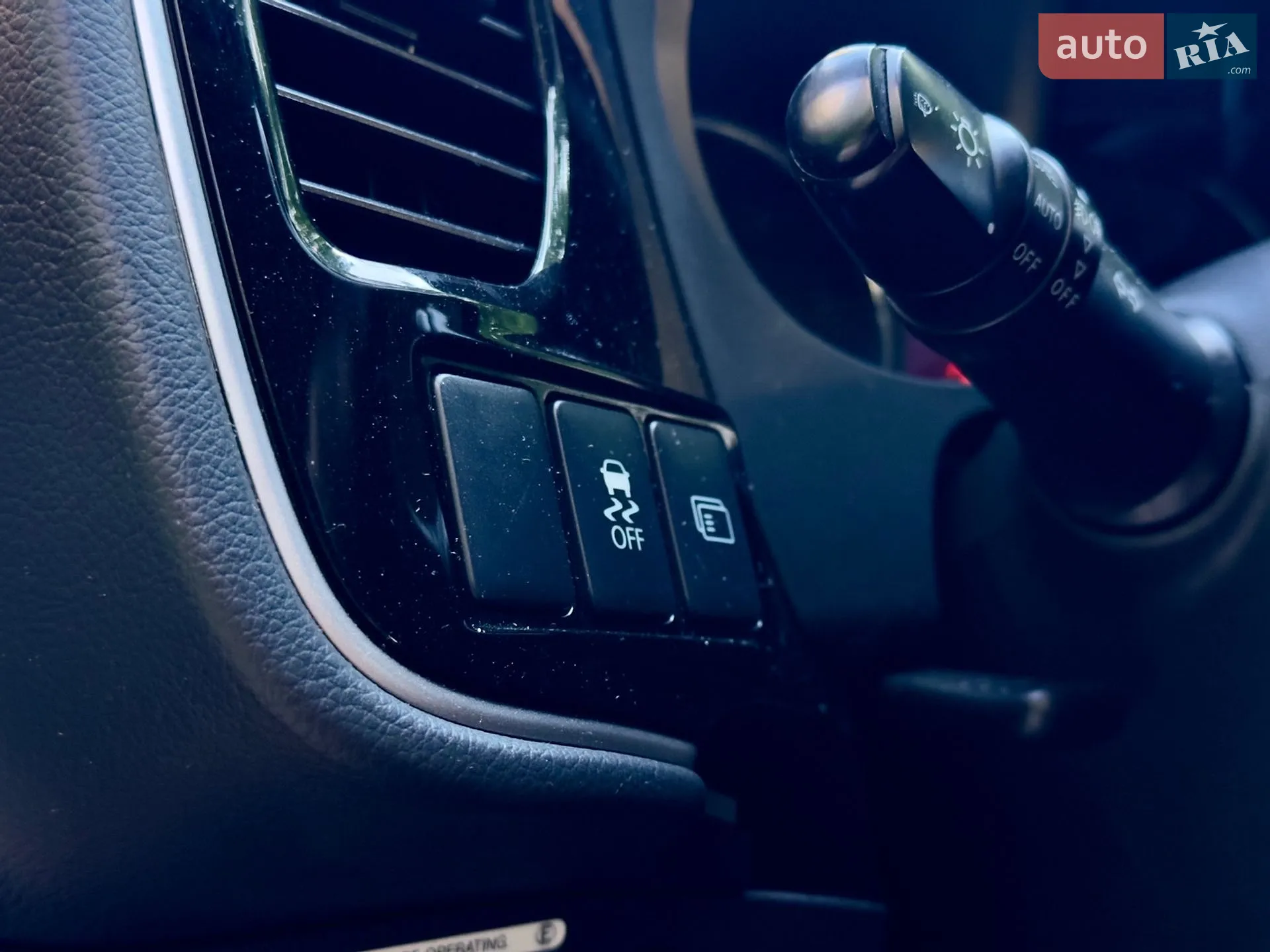 2014 Mitsubishi Outlander - мініатюра 40