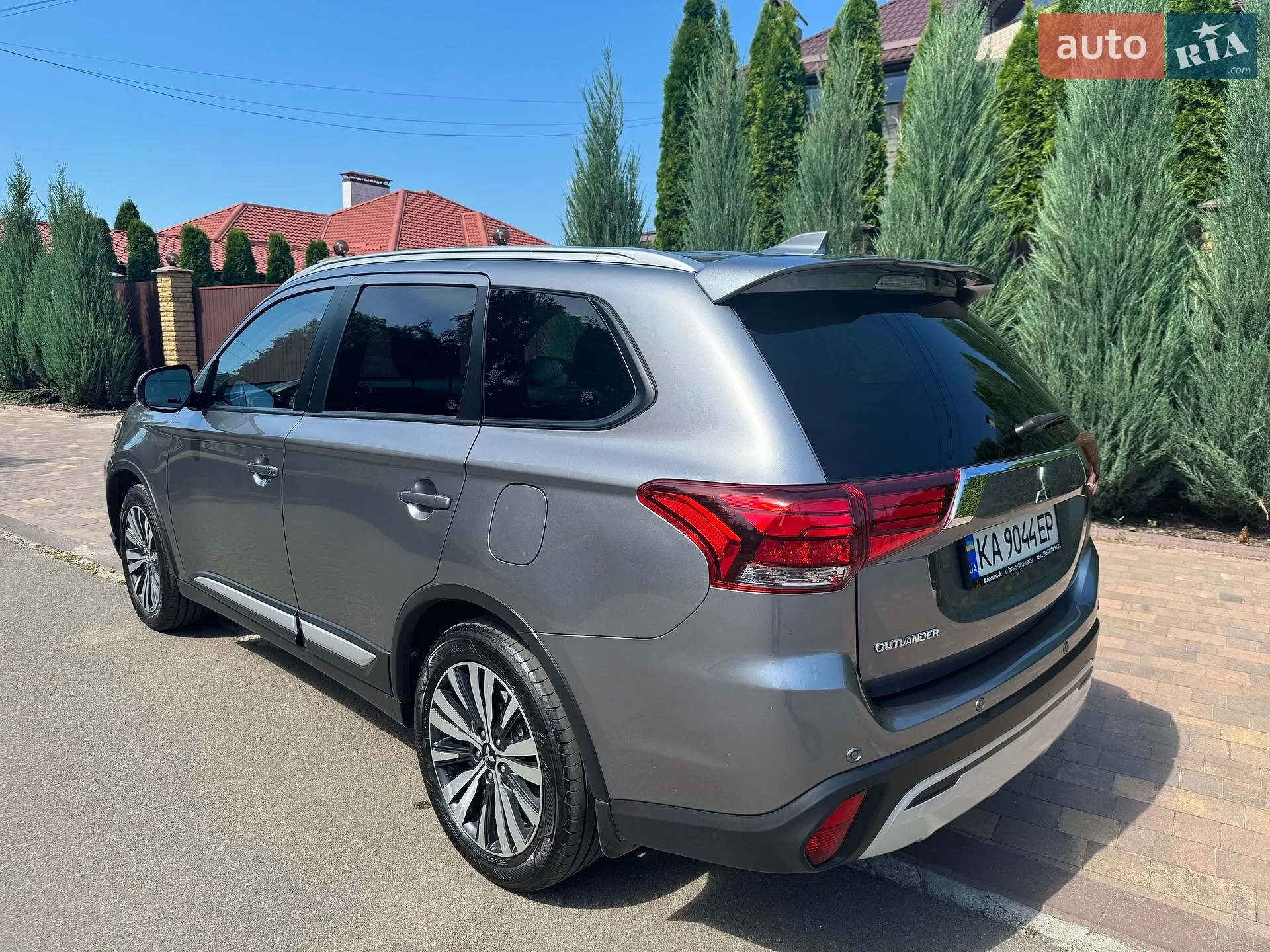 2021 Mitsubishi Outlander - мініатюра 10