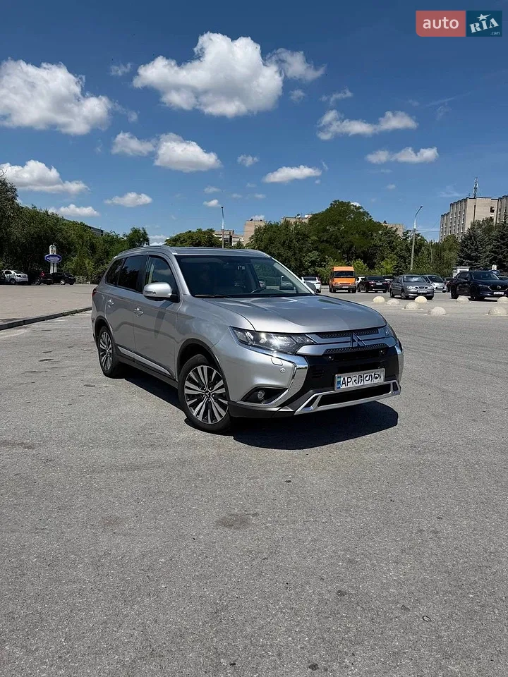 2018 Mitsubishi Outlander - мініатюра 42