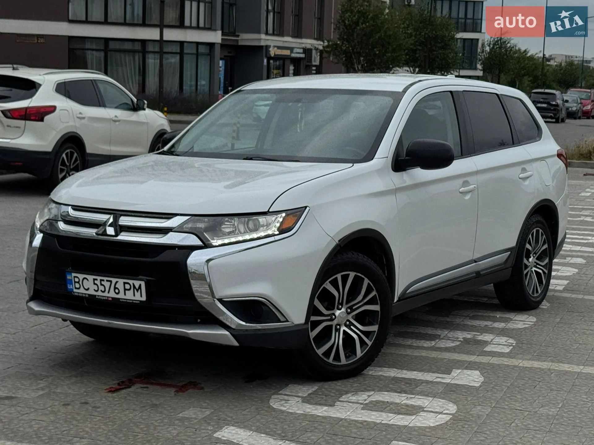 2016 Mitsubishi Outlander - мініатюра 2