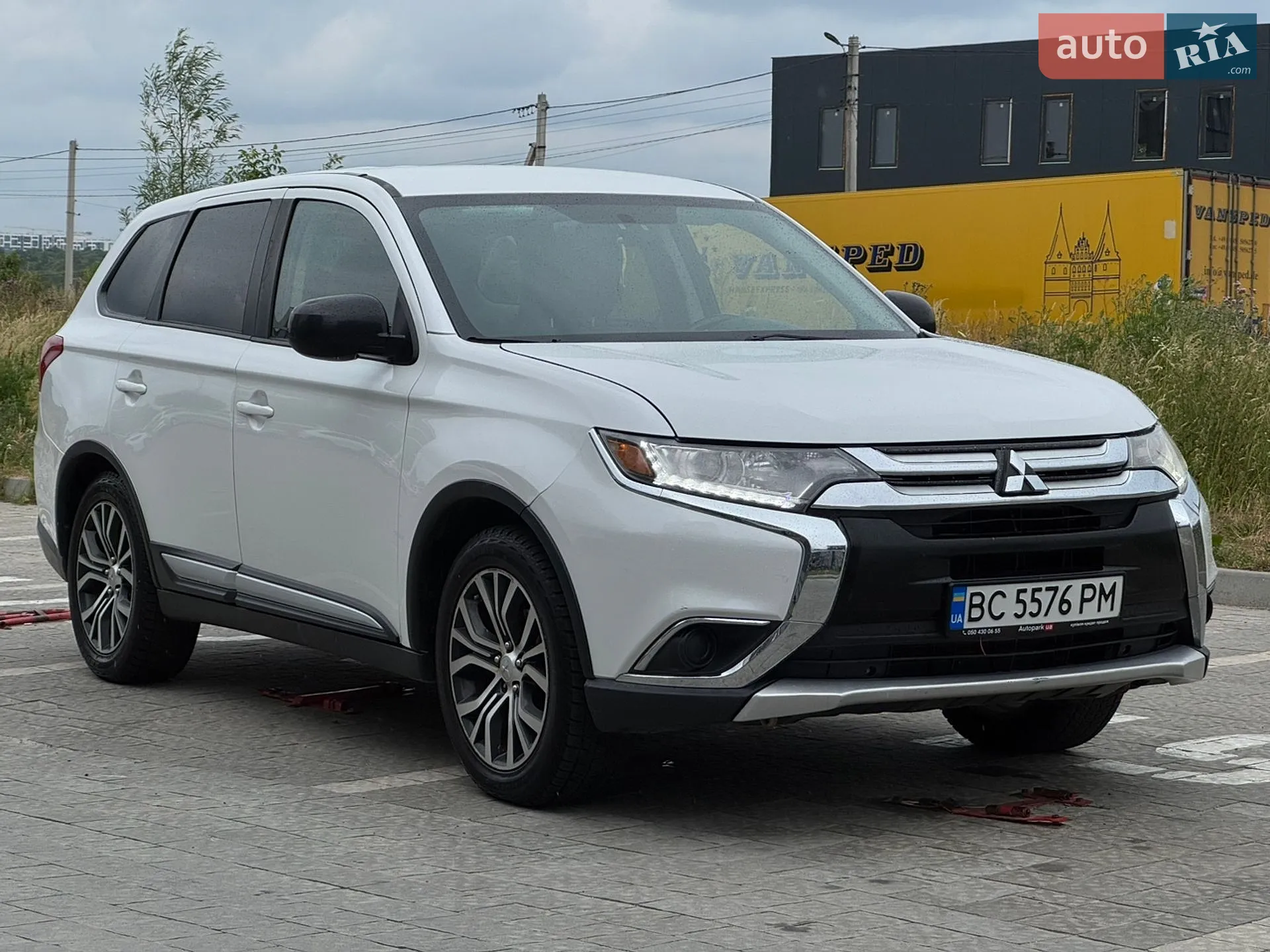 2016 Mitsubishi Outlander - мініатюра 7