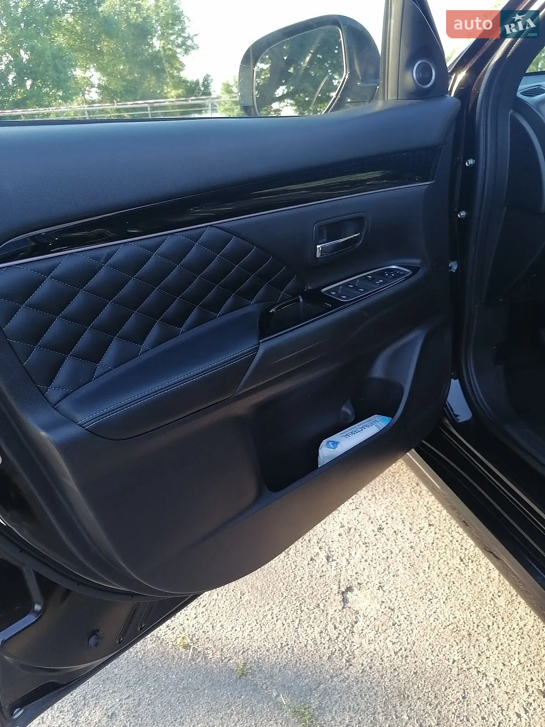2021 Mitsubishi Outlander - мініатюра 21