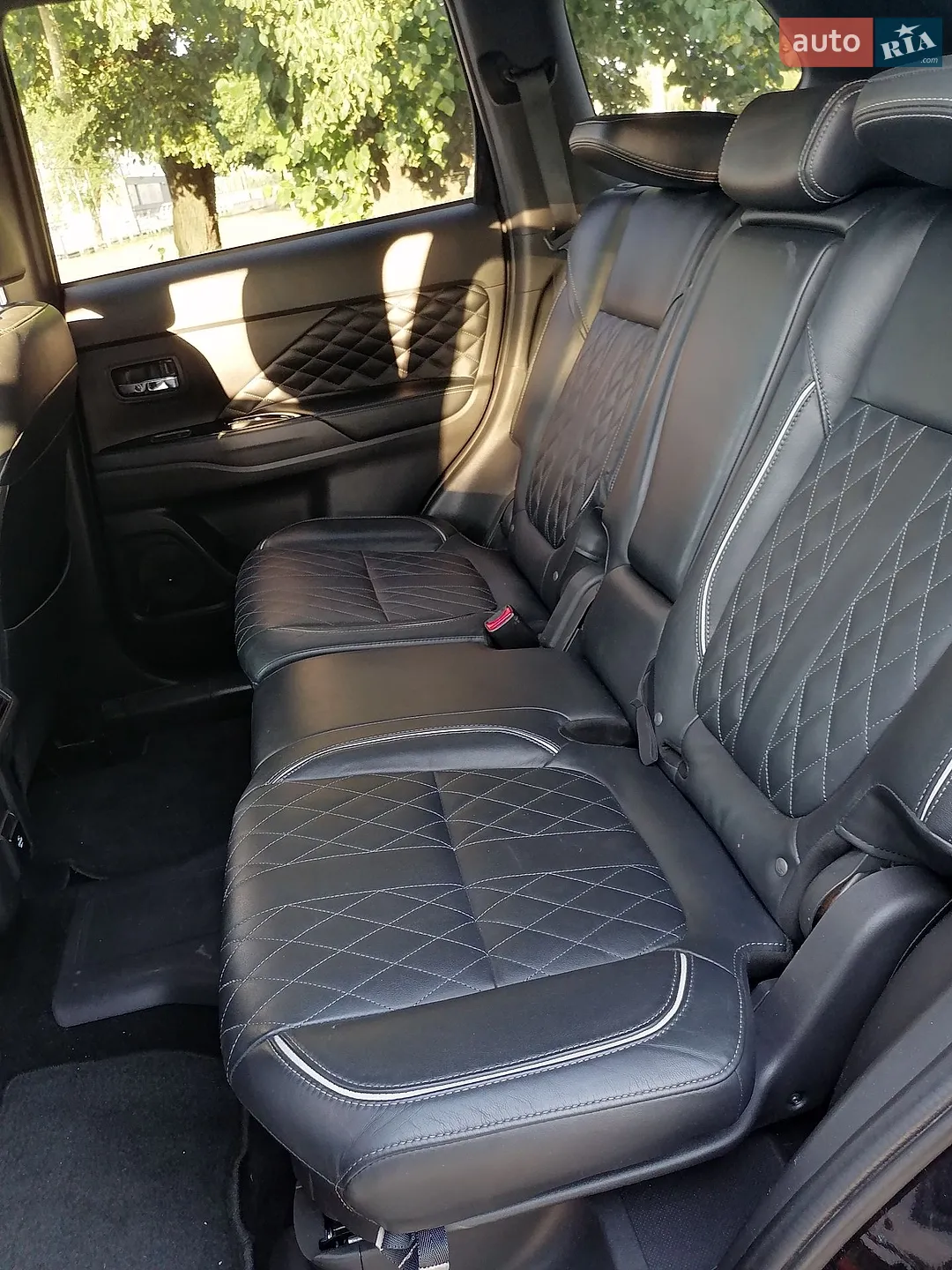 2021 Mitsubishi Outlander - мініатюра 28