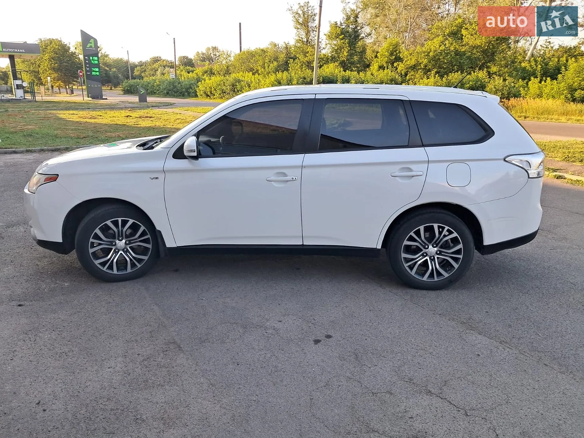 2013 Mitsubishi Outlander - мініатюра 2