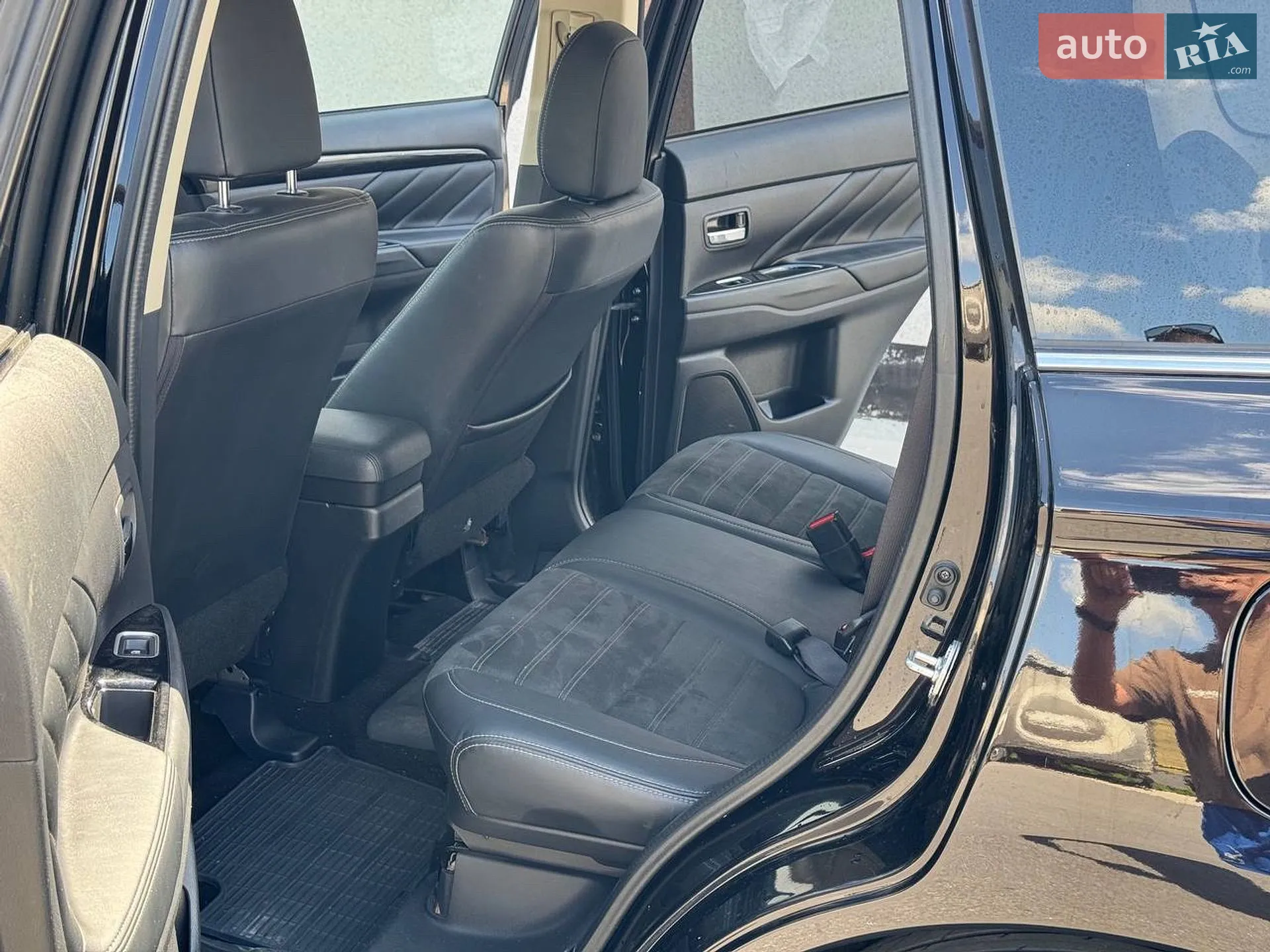 2016 Mitsubishi Outlander - мініатюра 11