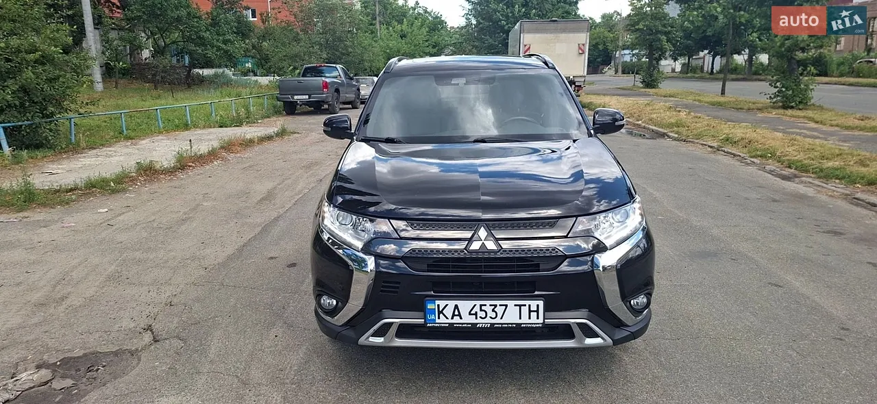 2019 Mitsubishi Outlander - мініатюра 10