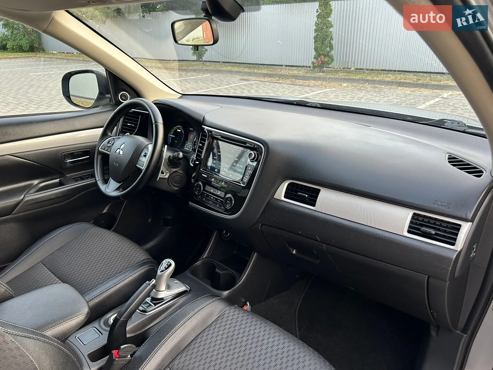 2014 Mitsubishi Outlander - мініатюра 39