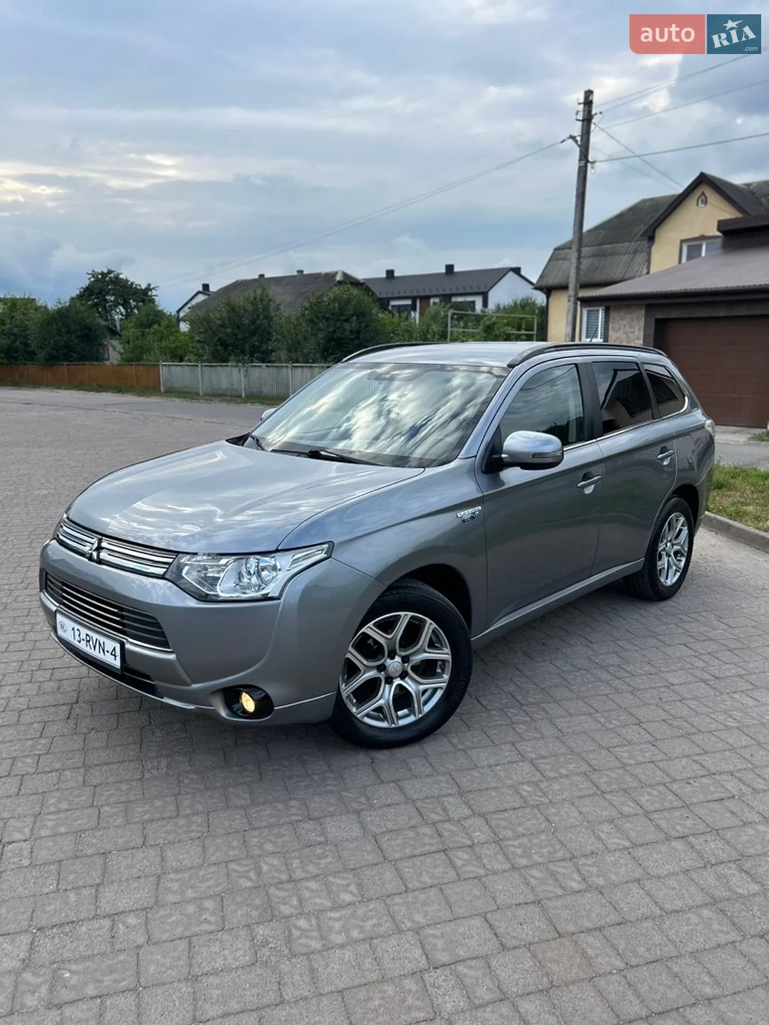 2014 Mitsubishi Outlander - мініатюра 101