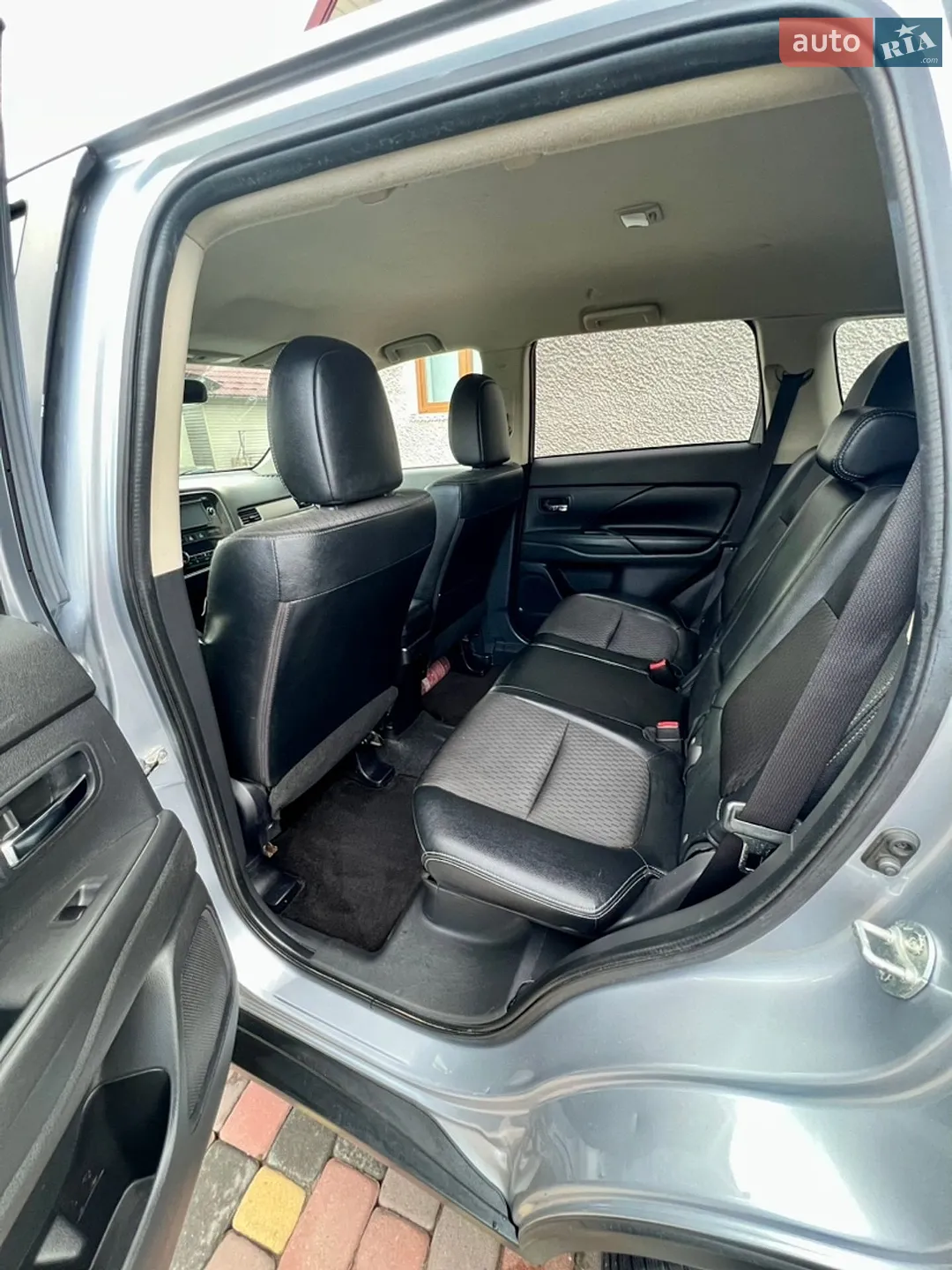 2014 Mitsubishi Outlander - мініатюра 30