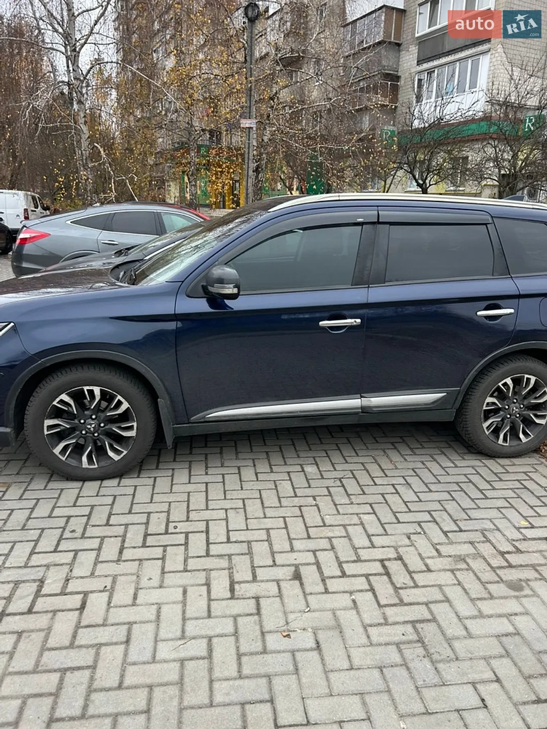2018 Mitsubishi Outlander - мініатюра 4