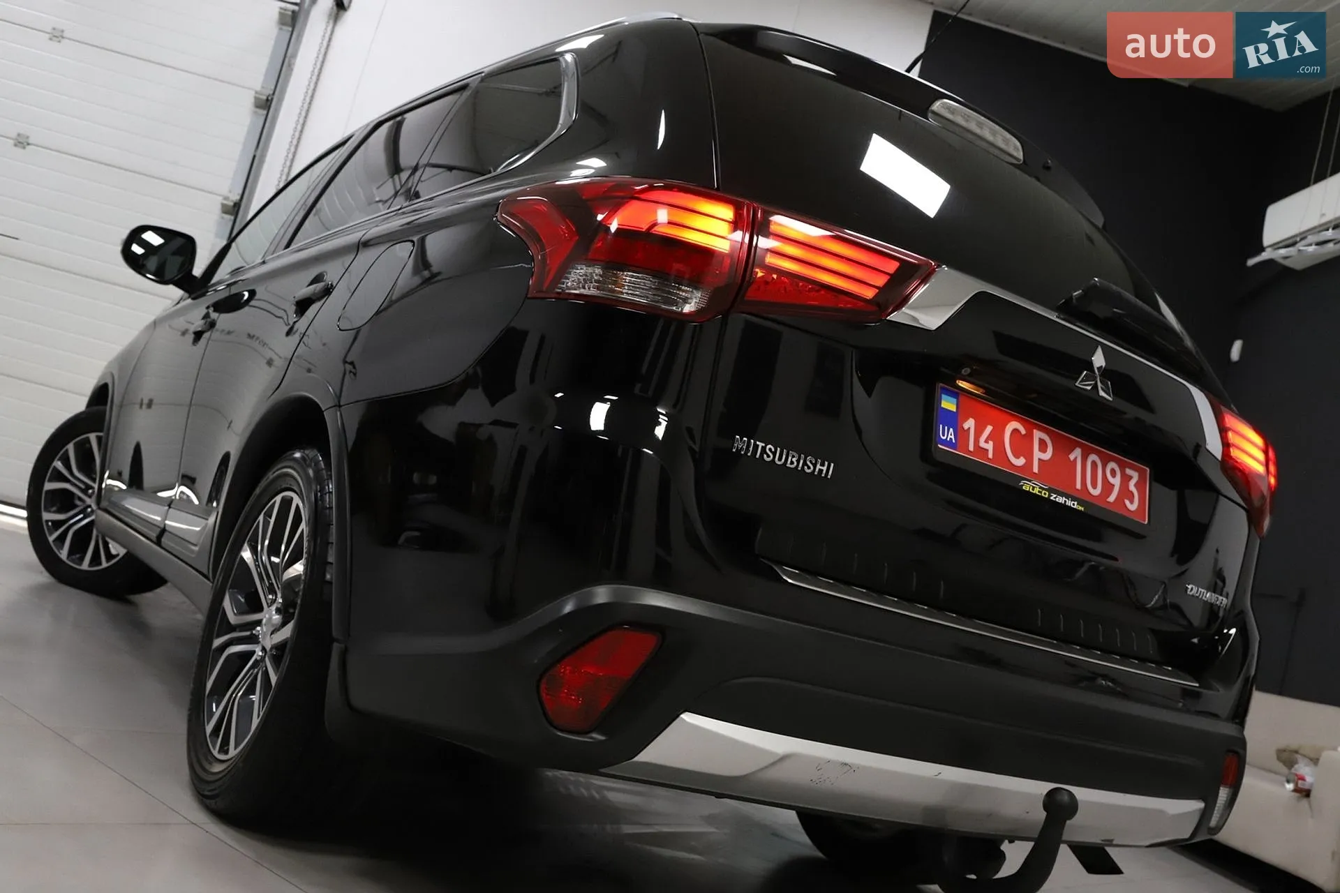 2016 Mitsubishi Outlander - мініатюра 23