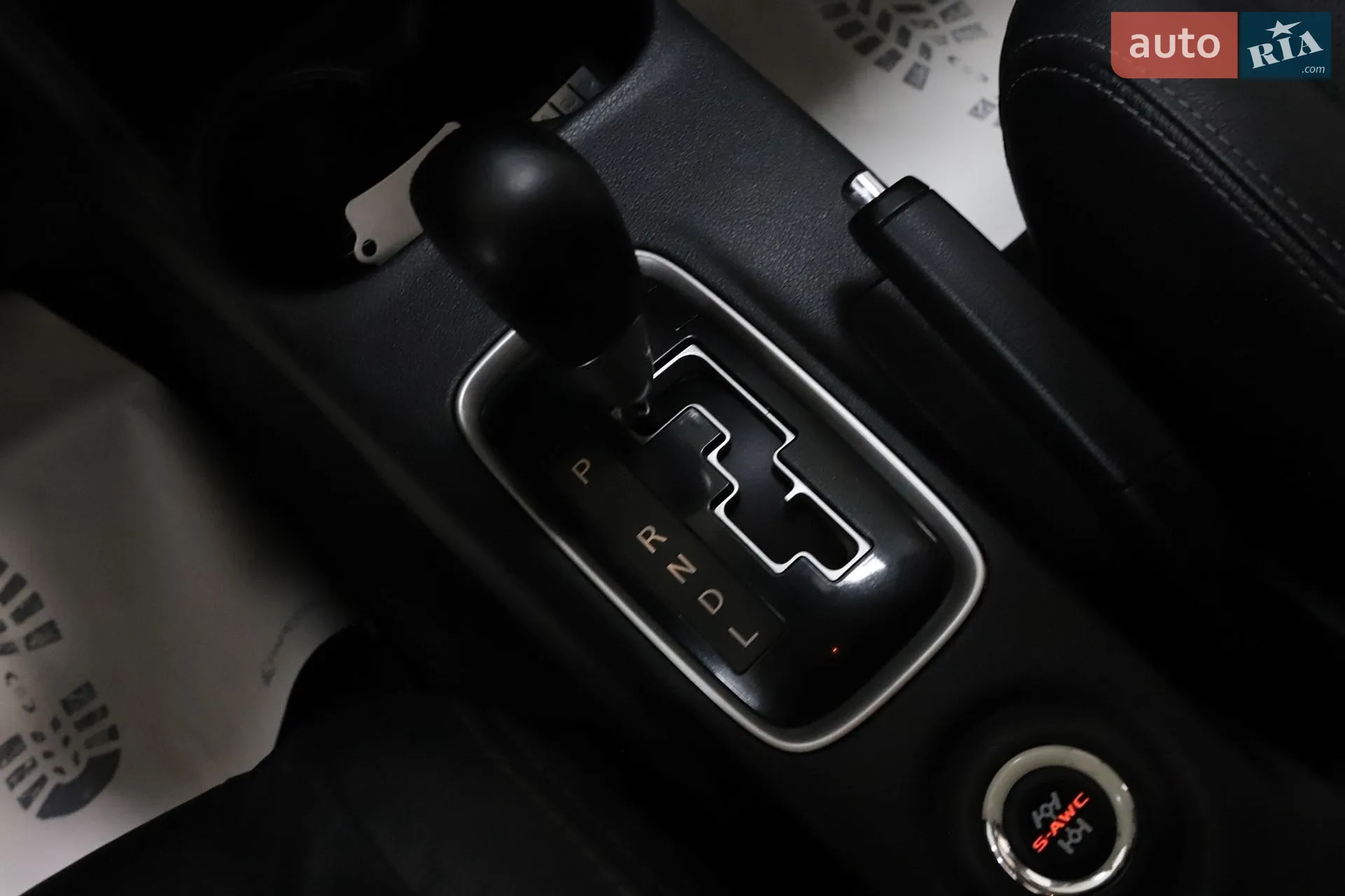 2016 Mitsubishi Outlander - мініатюра 58