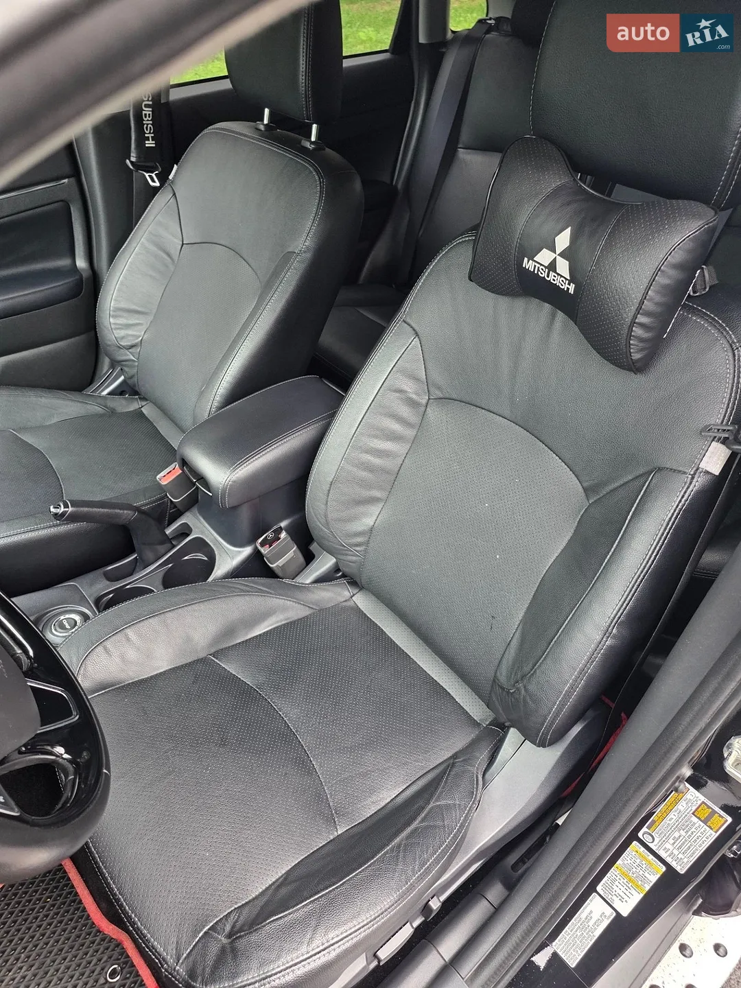 2017 Mitsubishi Outlander - мініатюра 11