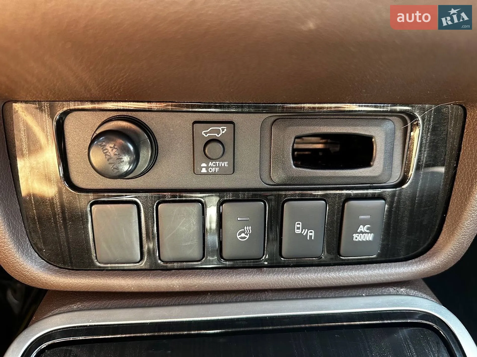2018 Mitsubishi Outlander - мініатюра 32