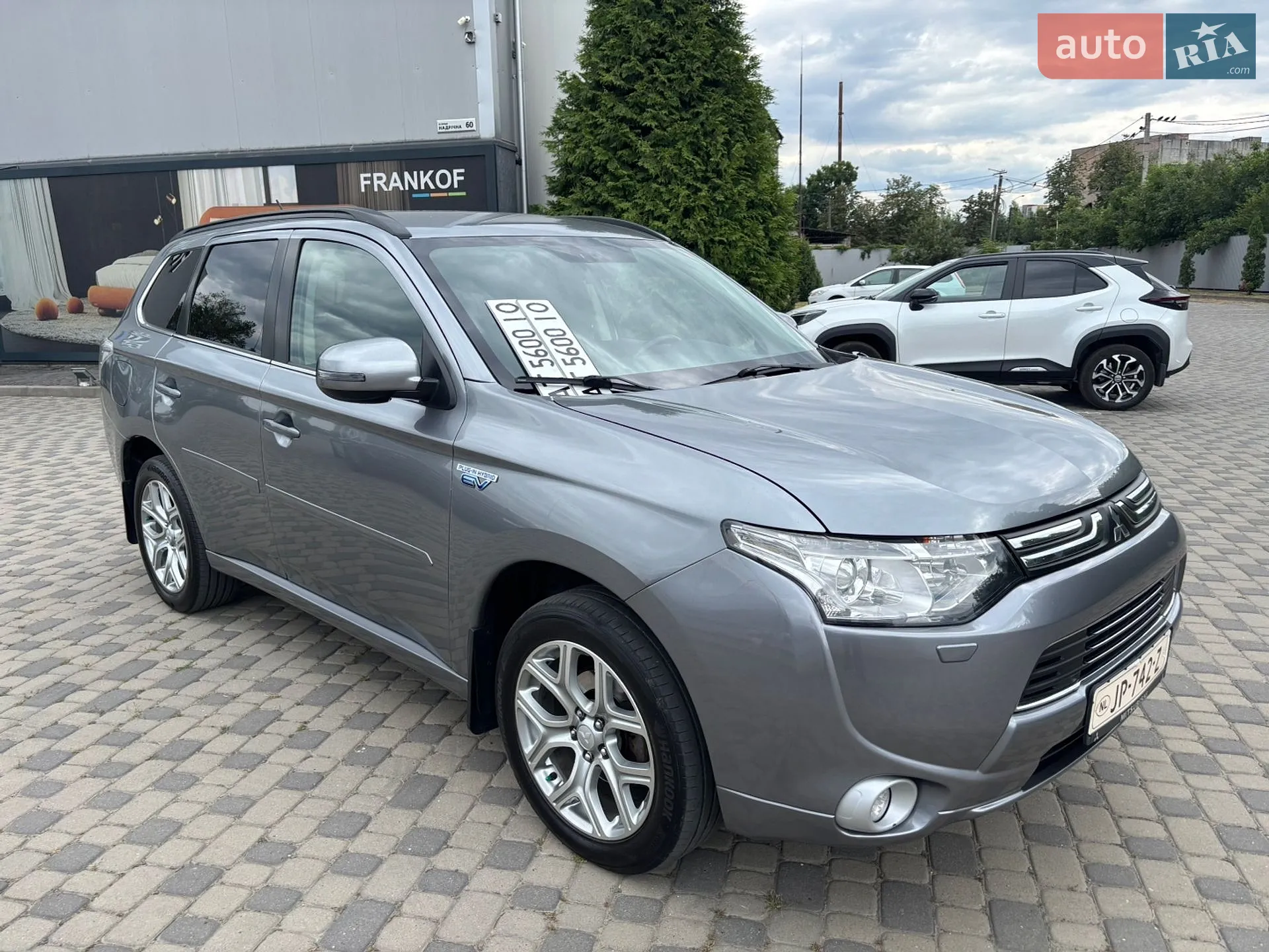 2013 Mitsubishi Outlander - мініатюра 3