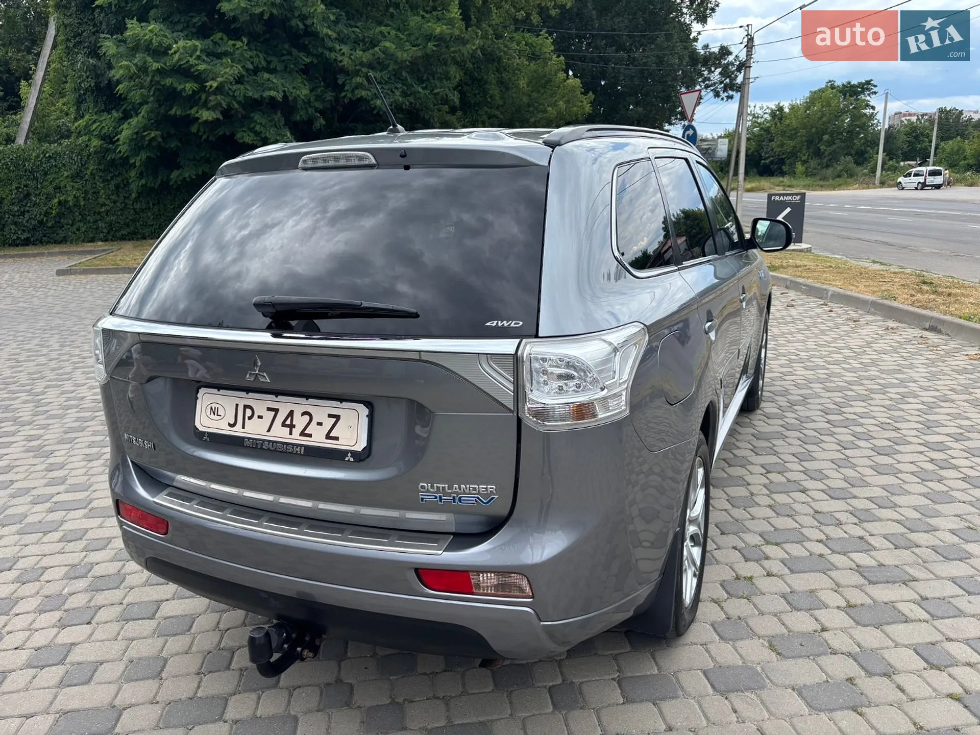 2013 Mitsubishi Outlander - мініатюра 9
