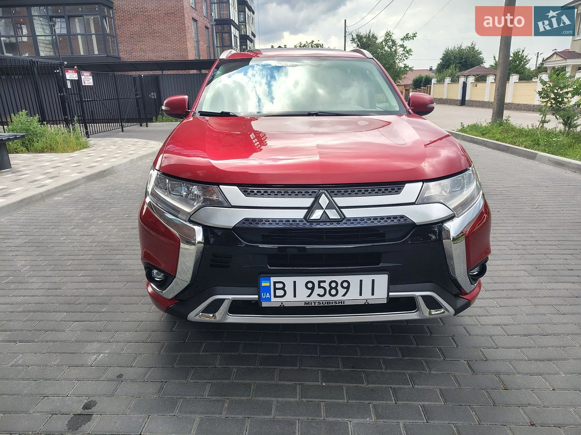 2018 Mitsubishi Outlander - мініатюра 2