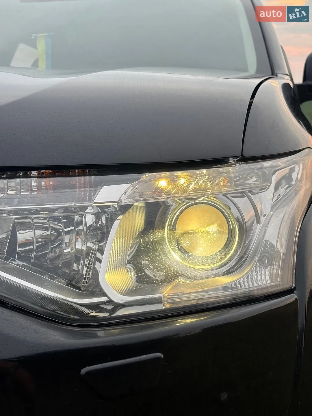2013 Mitsubishi Outlander - мініатюра 11