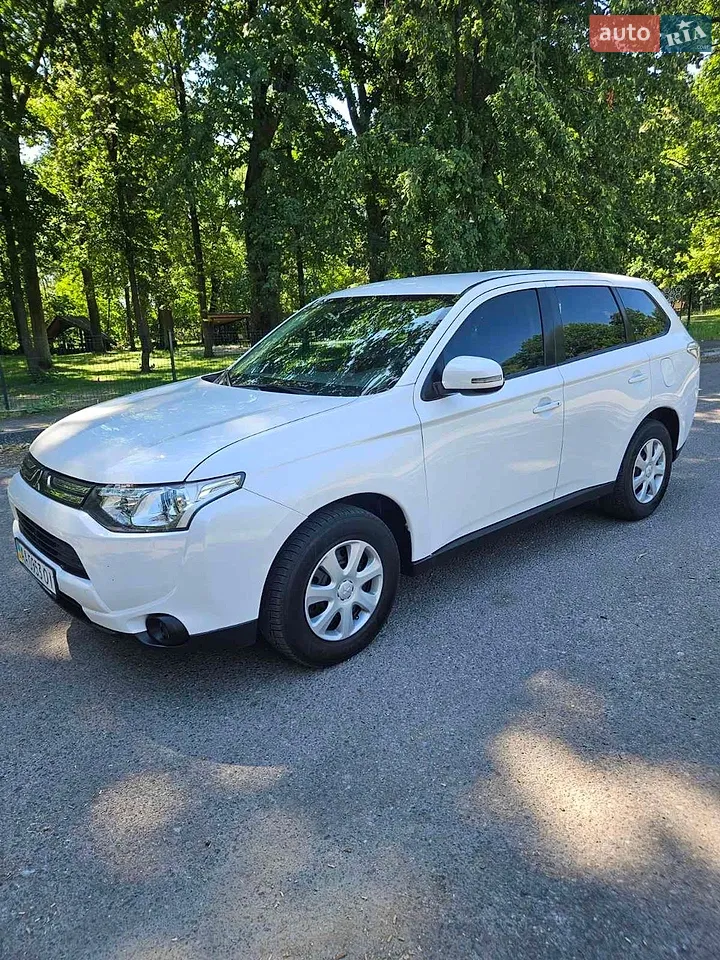 2013 Mitsubishi Outlander - мініатюра 35
