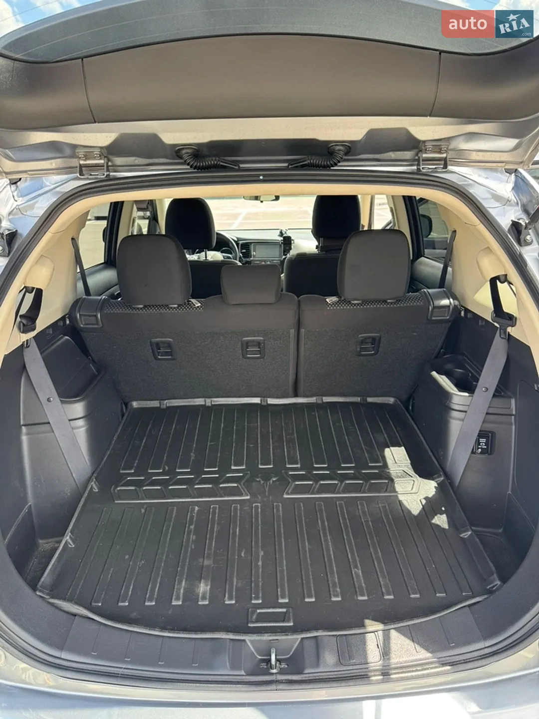 2016 Mitsubishi Outlander - мініатюра 24