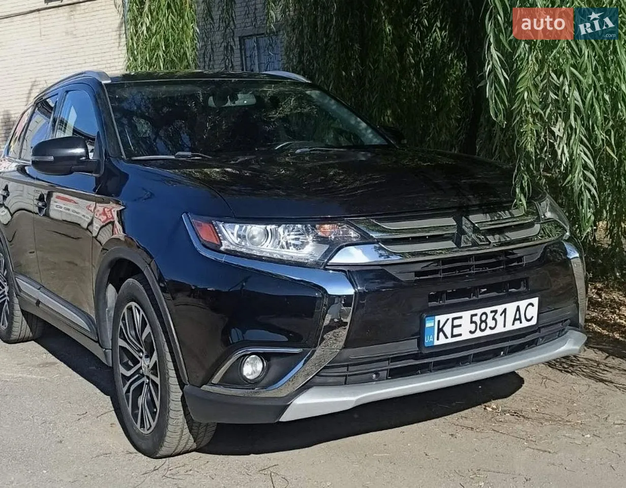 2019 Mitsubishi Outlander - мініатюра 16