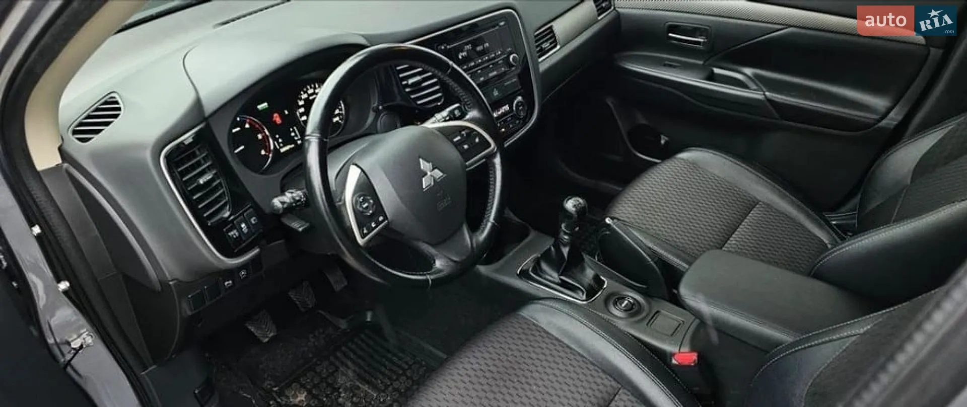 2014 Mitsubishi Outlander - мініатюра 9