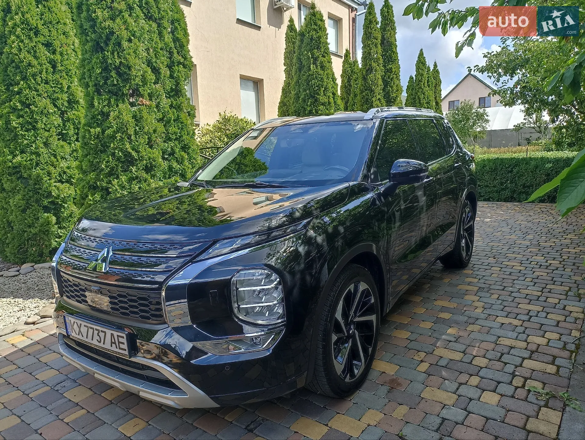 2022 Mitsubishi Outlander - мініатюра 6