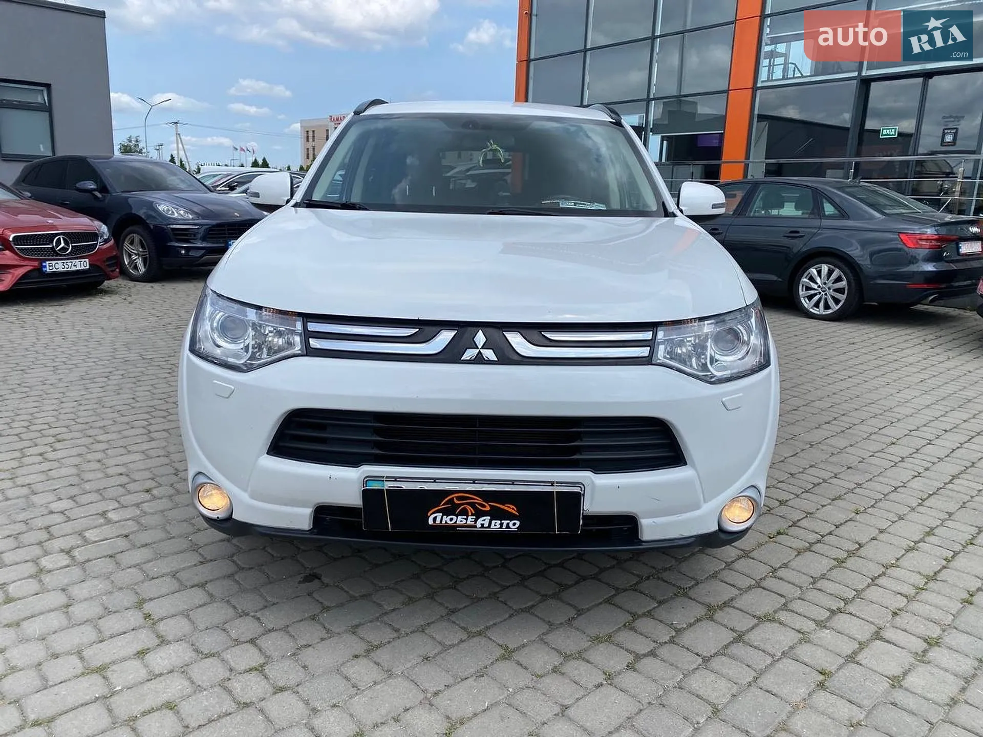 2012 Mitsubishi Outlander - мініатюра 2
