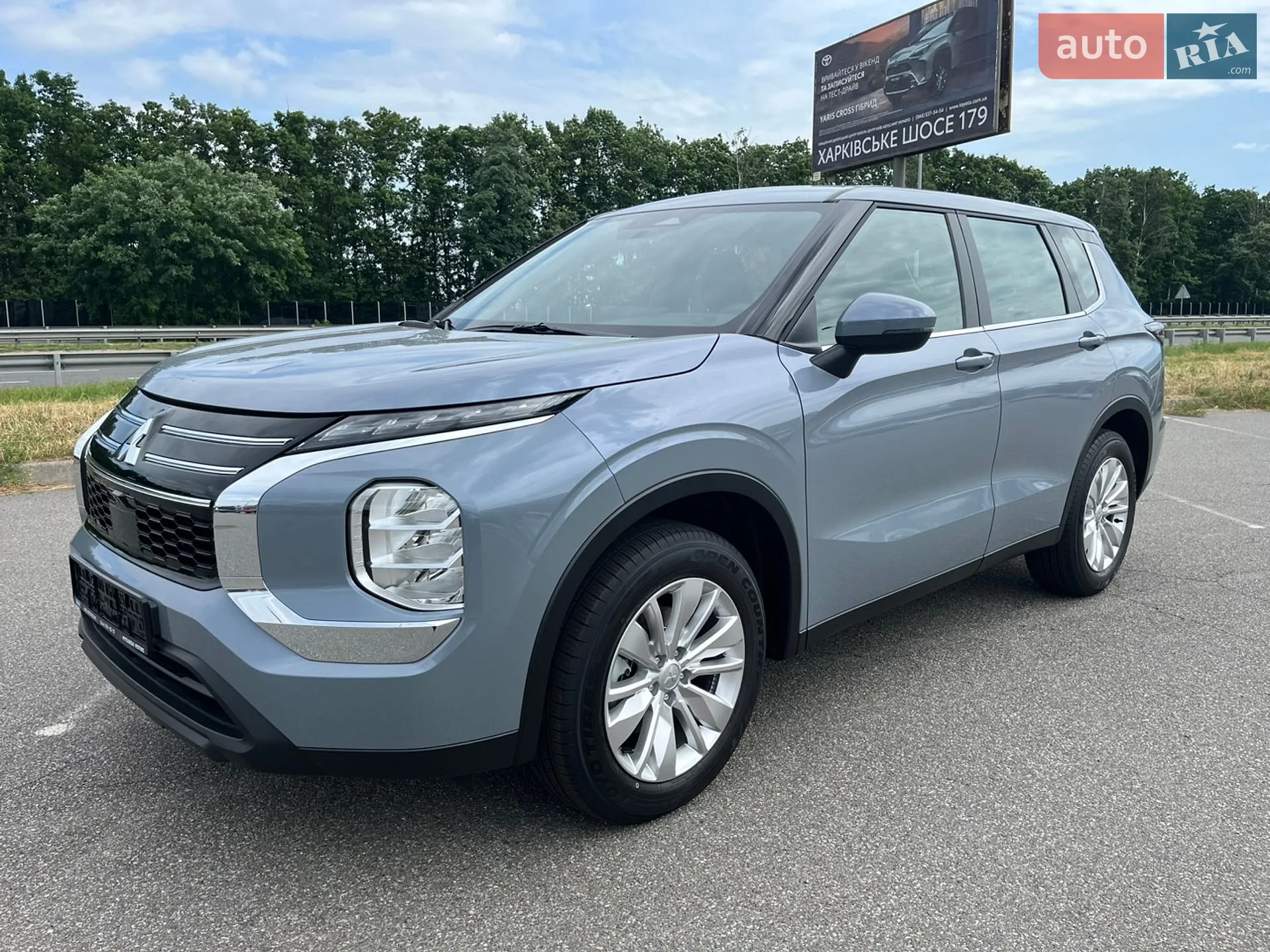 2025 Mitsubishi Outlander - мініатюра 8